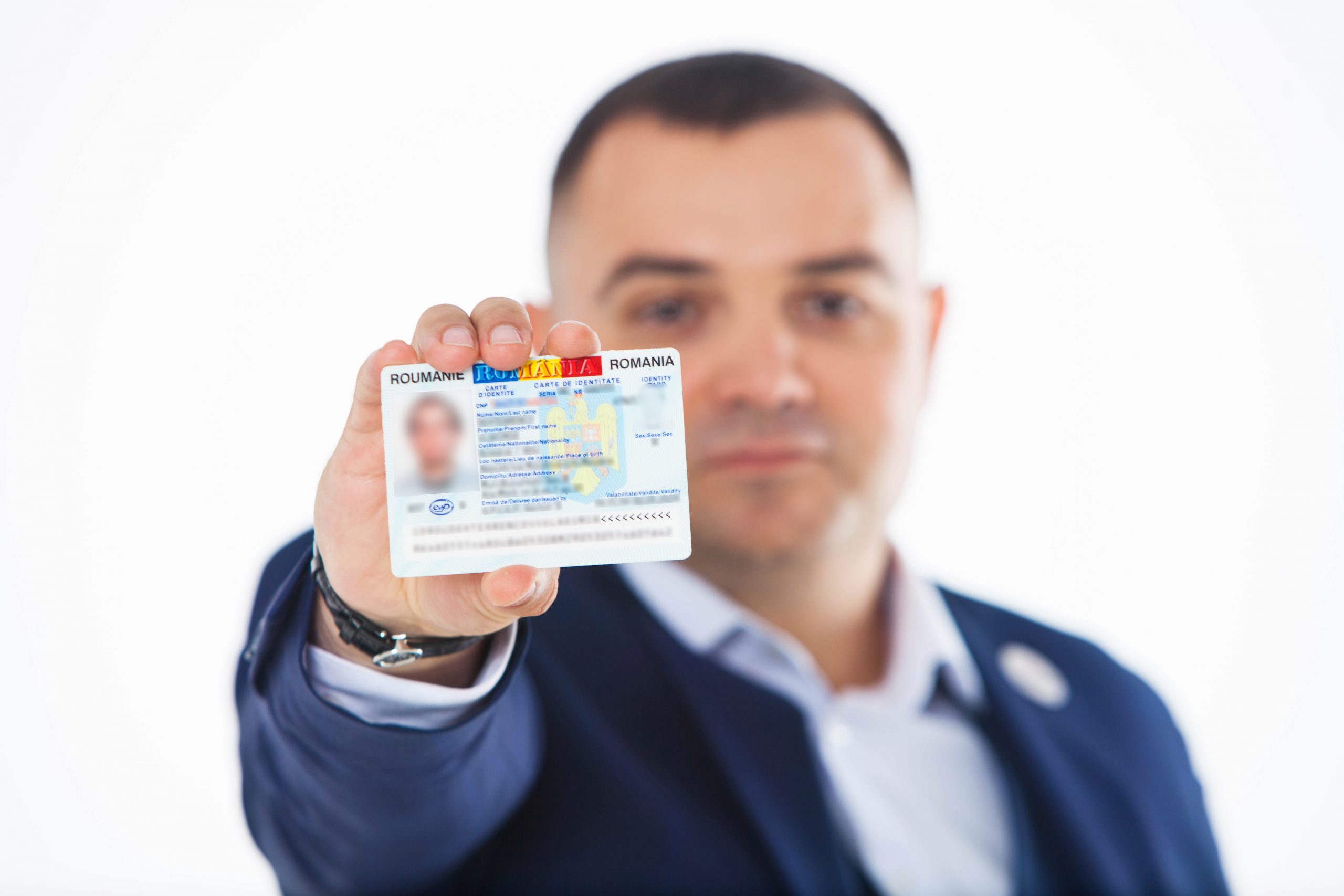Va fi sau nu anulat buletinul de identitate românesc, dacă nu faci dovadă că locuiești la adresa de domiciliu? Află aici detalii