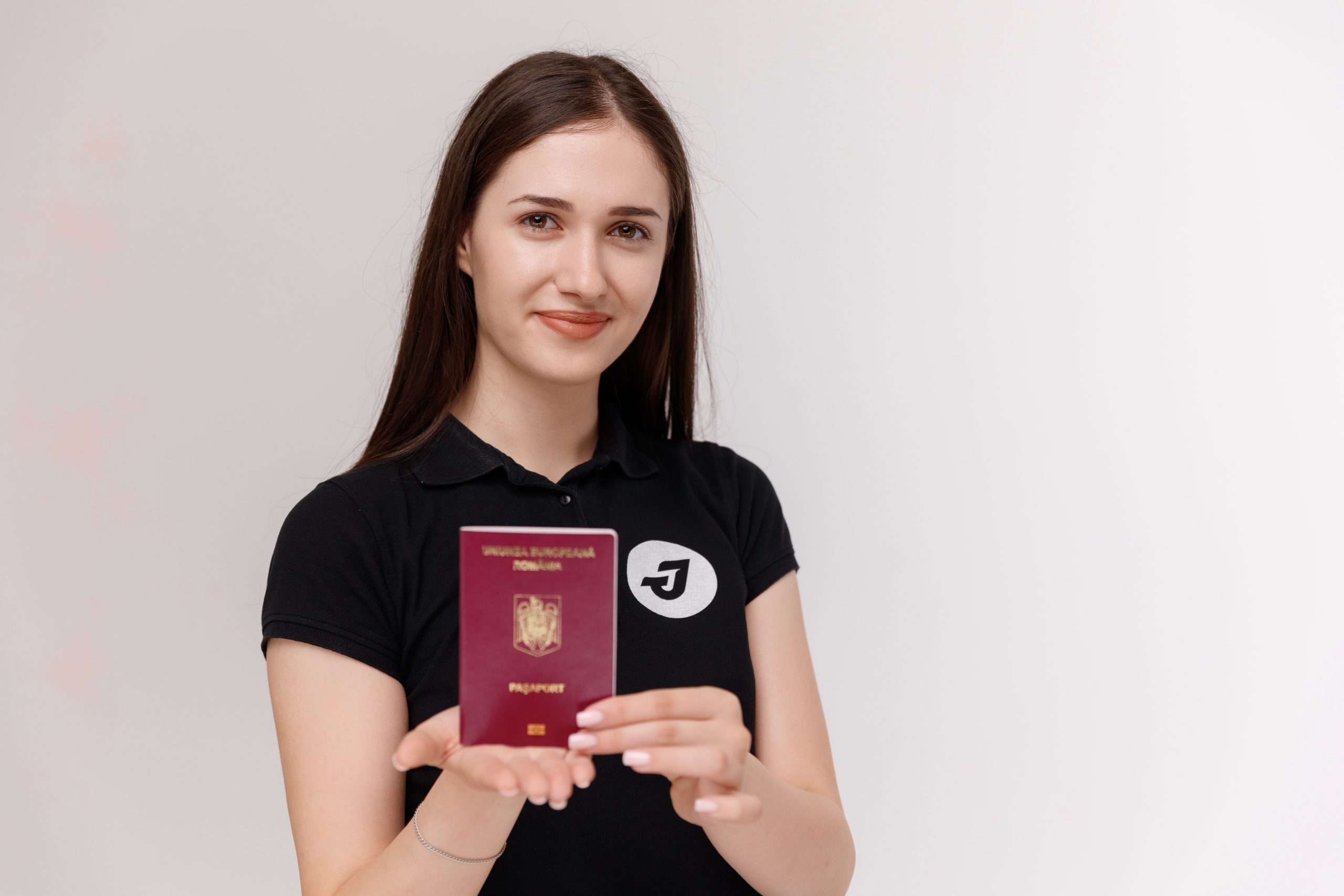 Cum vor călători moldovenii cu cetățenie română în UE după 31 martie 2024